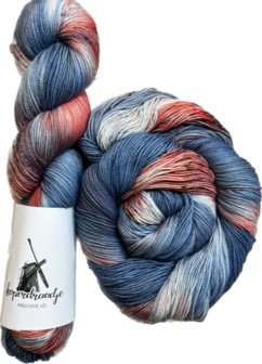 Koperdraadje merino sok "Blauwe koningszalm"