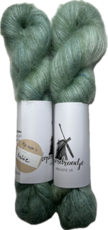 Koperdraadje kid mohair Salie