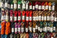 Breidagen, muts, Pink fizz, thuis