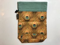 Project tas pauwenveren voor een klein brei of haakwerkje Project tas pauwenveren voor een klein brei of haakwerkje