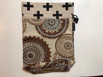 Project tas Mandala bruin voor een klein brei of haakwerkje Project tas Mandala bruin voor een klein brei of haakwerkje
