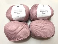 Rico Essentials Mega Wool Chunky nr 007 (roze) 9 bollen OP = OP Rico Essentials Mega Wool Chunky nr 007 (roze) 9 bollen OP = OP