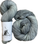 Koperdraadje merino sok kleur "Grijze dag" Koperdraadje merino sok kleur "Grijze dag"