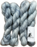 Kid mohair hand geverfd kleur "Baby blues" Kid mohair hand geverfd kleur "Baby blues"